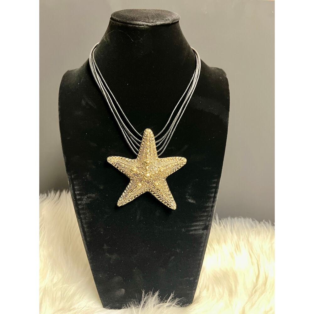 Natasha for Stella & Dot Gold Starfish Chunky Statement Necklace